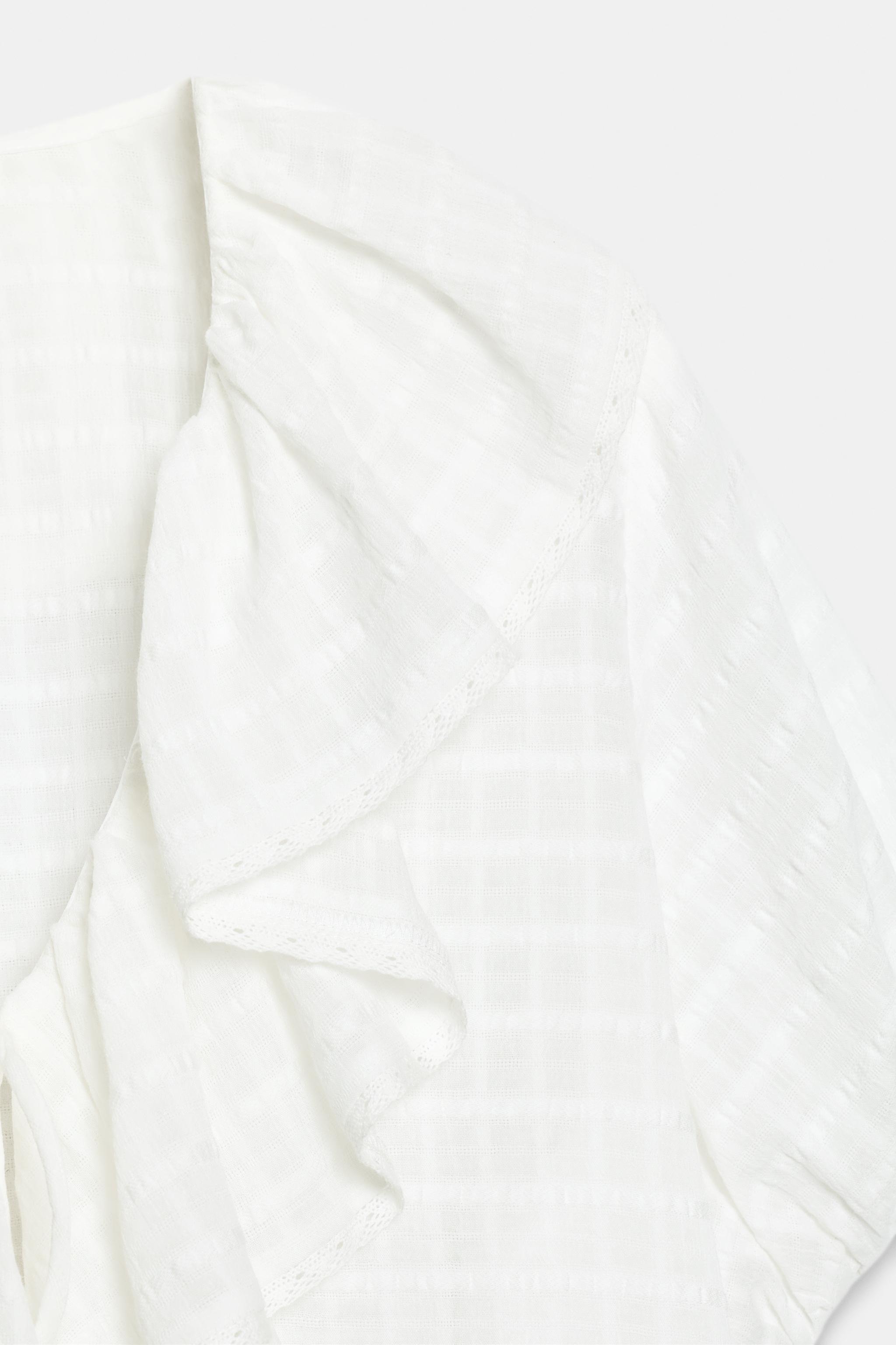 RUFFLED TIE BLOUSE